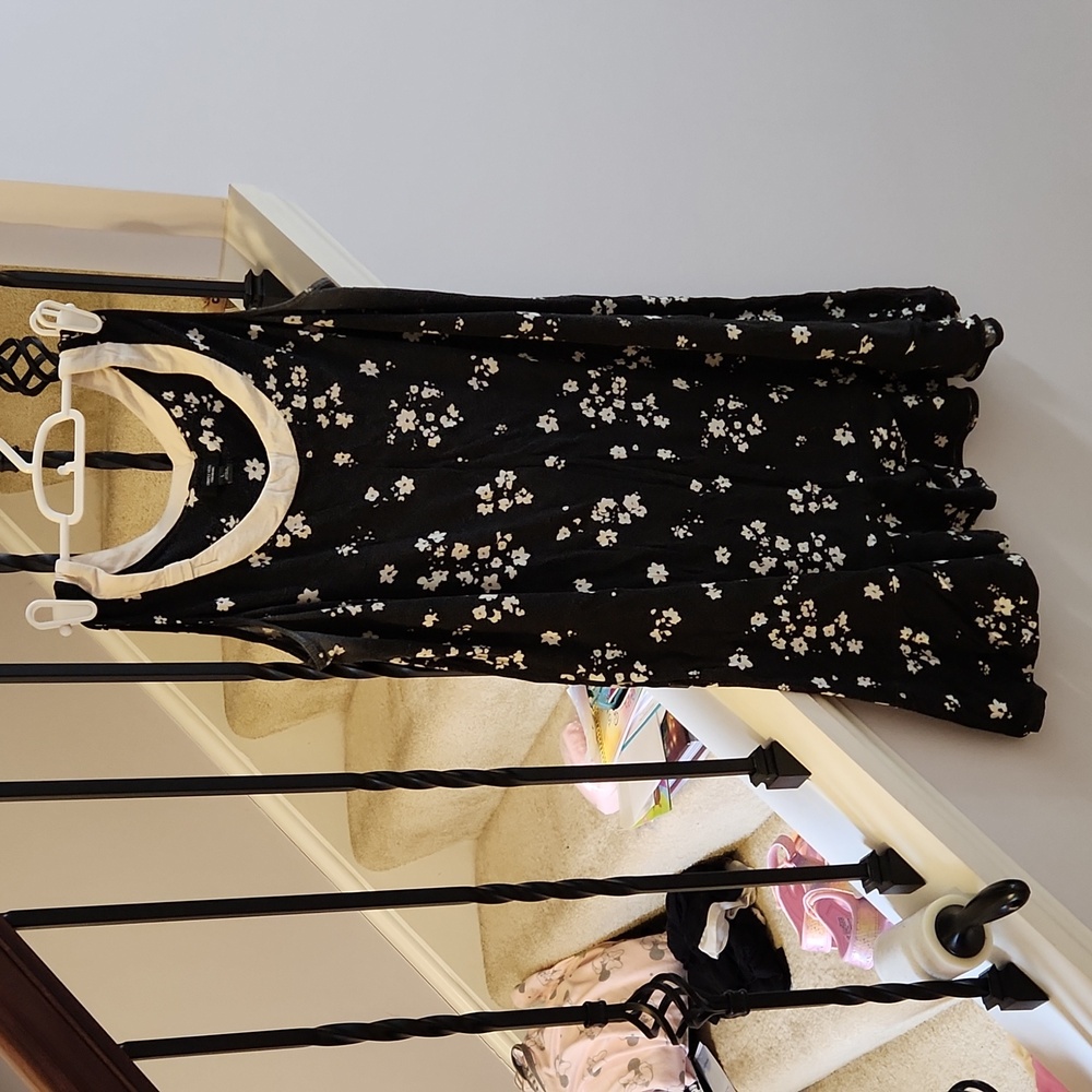 Vera Wang night gowns